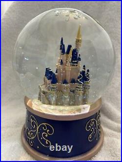 Walt Disney World 50th Anniversary Cinderella Castle Musical Snow Globe