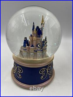 Walt Disney World 50th Anniversary Cinderella Castle Water Musical Snow Globe