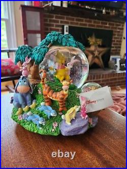 Winnie The Pooh Extra Large Music Box Disney Snow Globe Art