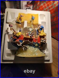 World of Disney Magical Gathering Ship A Whole New World Musical Snow Globe