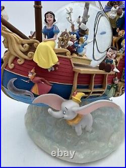 World of Disney Magical Gathering Ship A Whole New World Musical Snow Globe