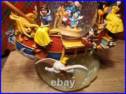 World of Disney Magical Gathering Ship A Whole New World Musical Snow Globe