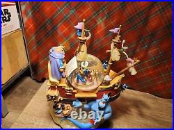 World of Disney Magical Gathering Ship A Whole New World Musical Snow Globe