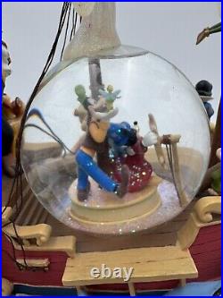 World of Disney Magical Gathering Ship A Whole New World Musical Snow Globe